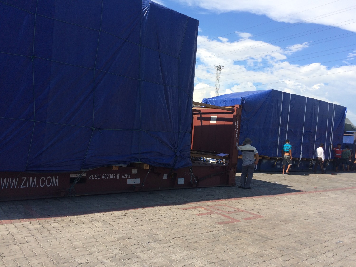vận chuyển hàng tại cảng Cát Lái
