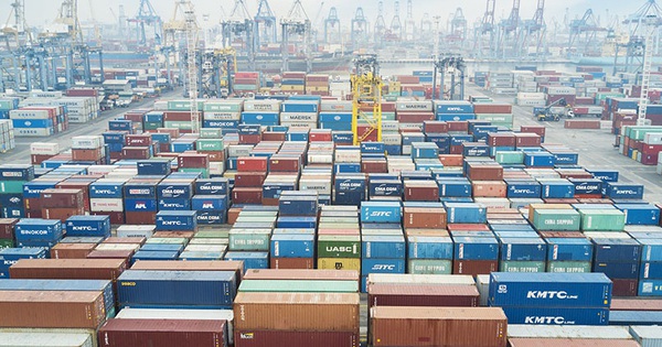 Khủng hoảng vận tải gây lạm phát toàn cầu sẽ kéo dài đến 2023