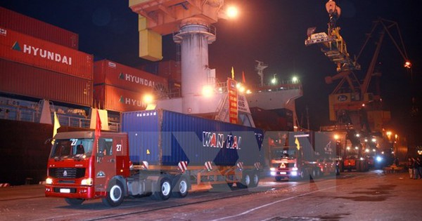 Lúa gạo và hải sản Việt "thua" trên sân nhà vì dịch vụ logistics kém?